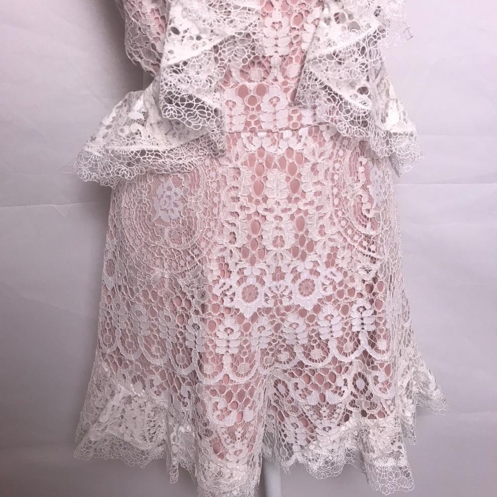 🌿Final Price! NWT {Rare} ALEXIS Ivory Lace Romper - Picture 4 of 6